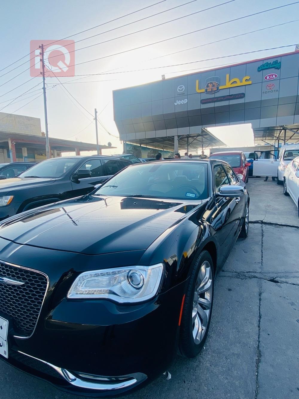 كرايسلر 300